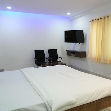 5 Star Grand- Premium Hotel Shamshabad Ngoại thất bức ảnh