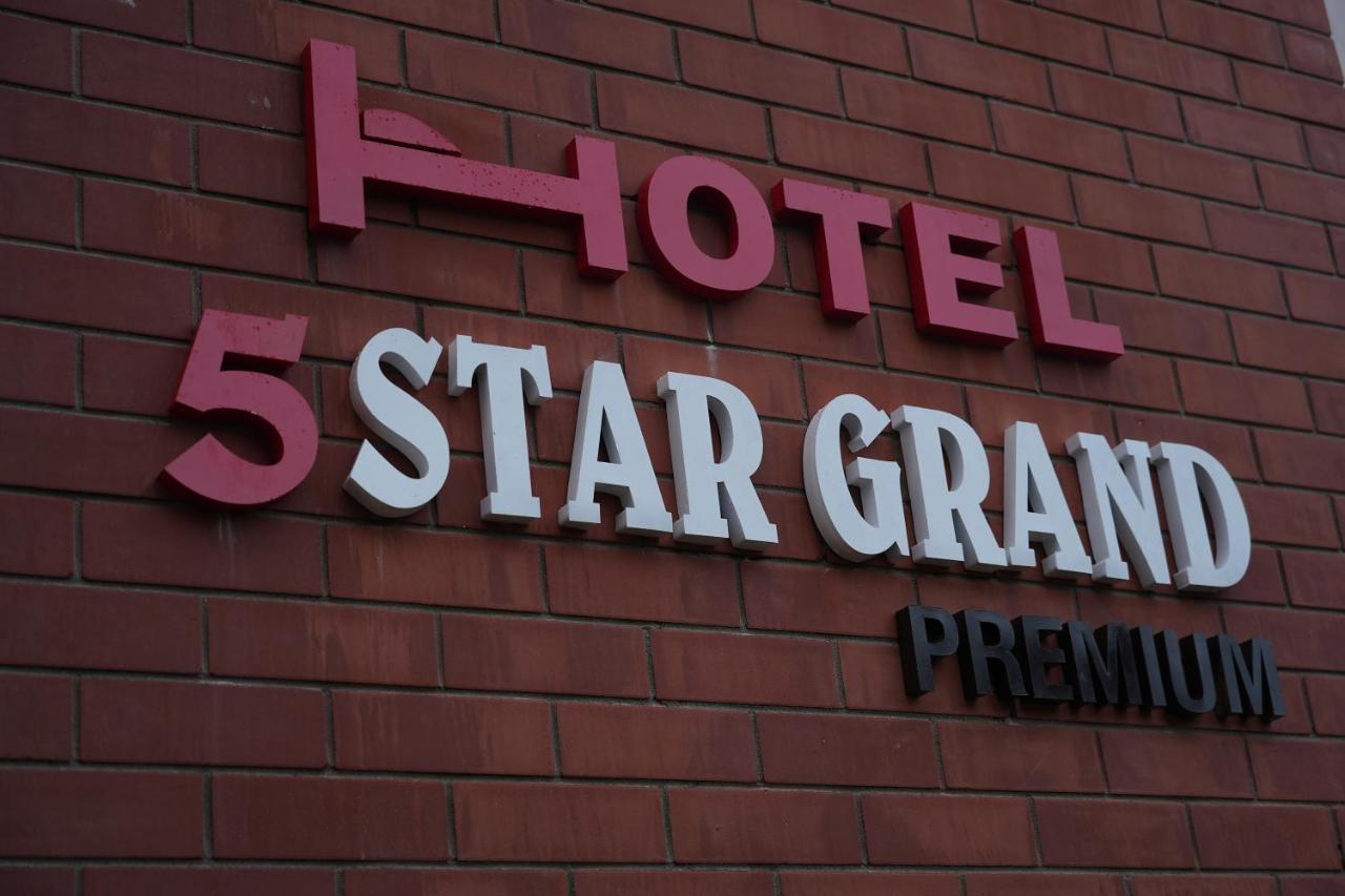 5 Star Grand- Premium Hotel Shamshabad Ngoại thất bức ảnh